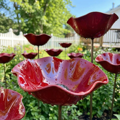 Blomsterformat fågelbad – för fåglar, bin och fjärilar